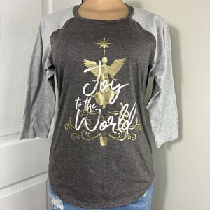 South Main womens t-shirt sz Medium Gray Joy to the World Graphic 3/4 Sleeve